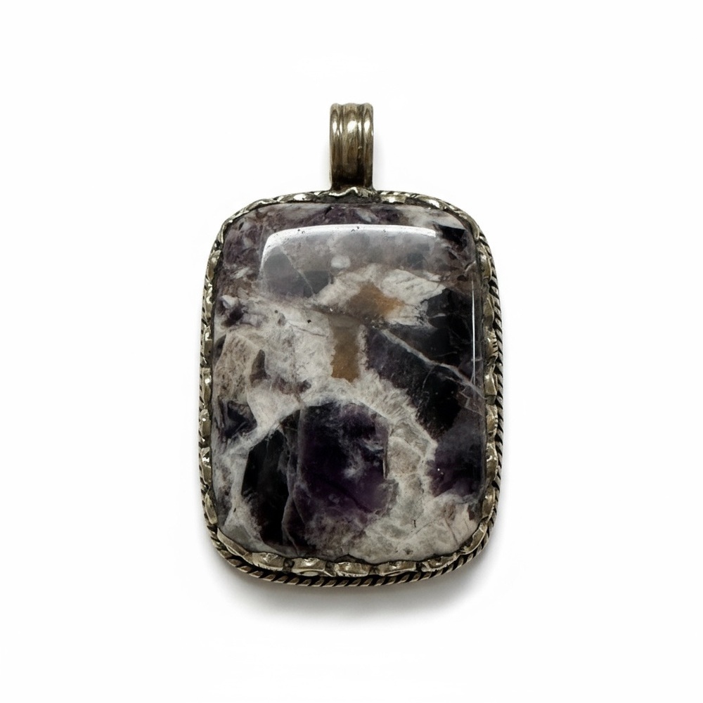 HAND CRAFTED AMETHYST PENDANT